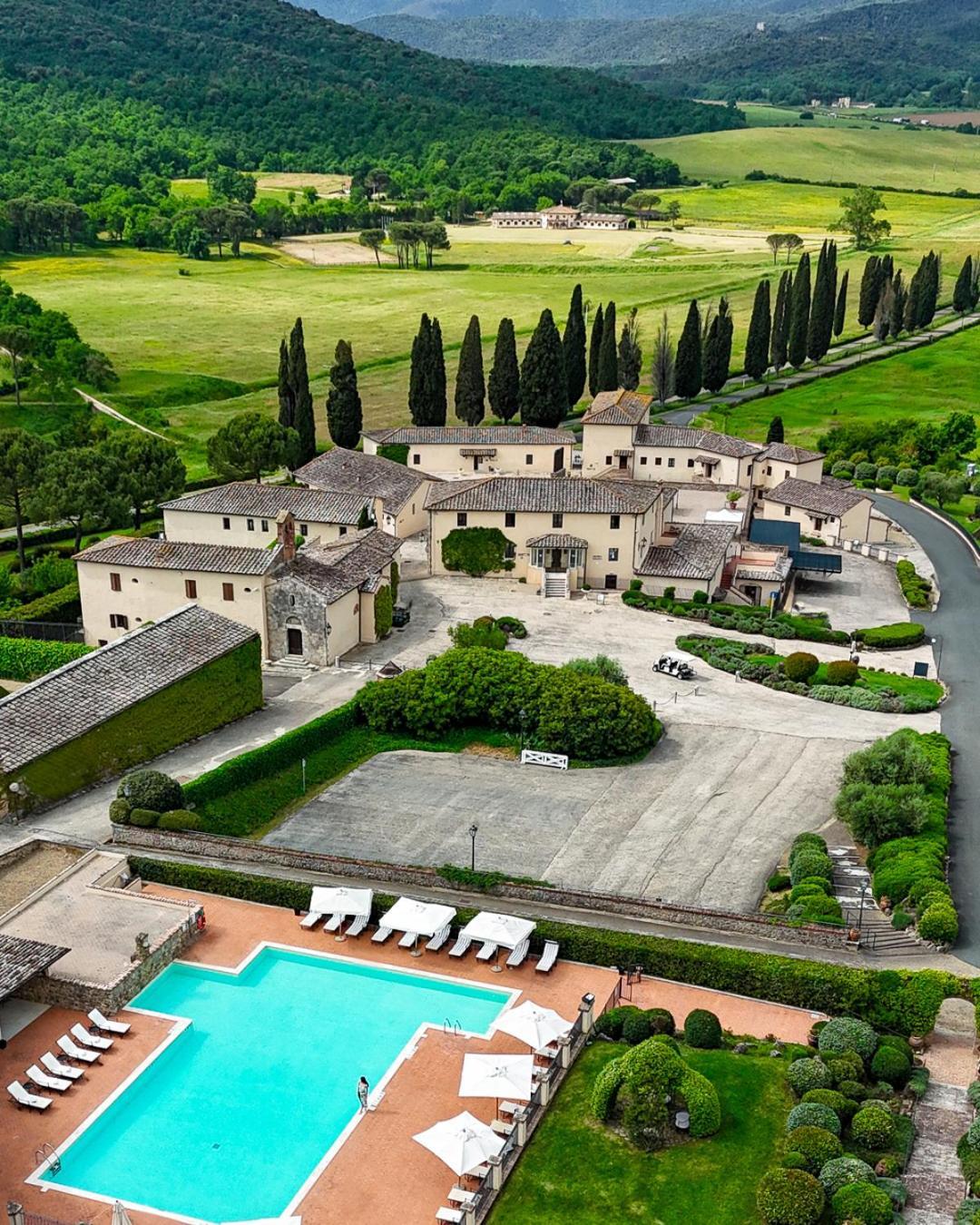 La Bagnaia Golf Resort Eksteriør bilde